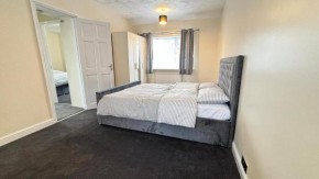 3 Bedroom House In Quiet Area